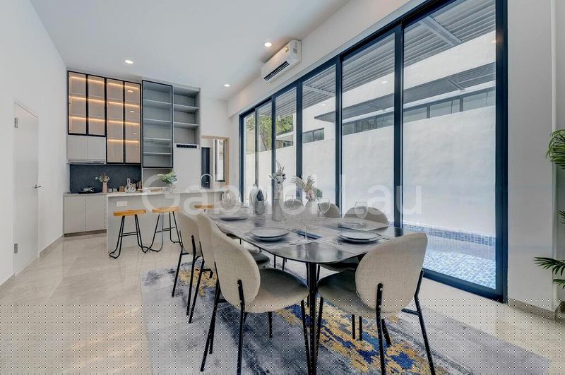 6 Bed Semi-Detached House (Landed) for Sale in  Goodlink Park - Image 12