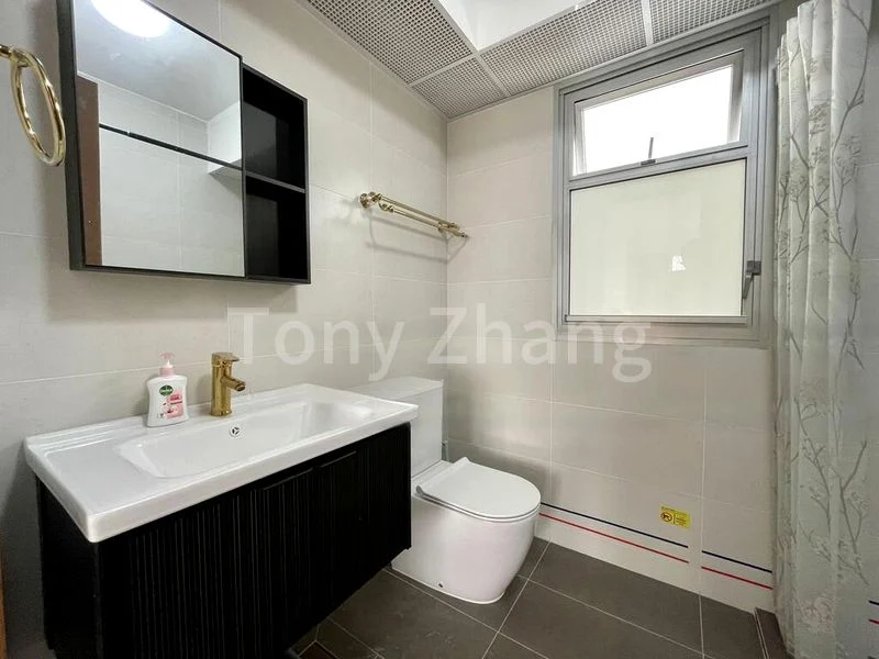 Room (HDB) for Rent in 238A Boon Lay Drive - Image 3