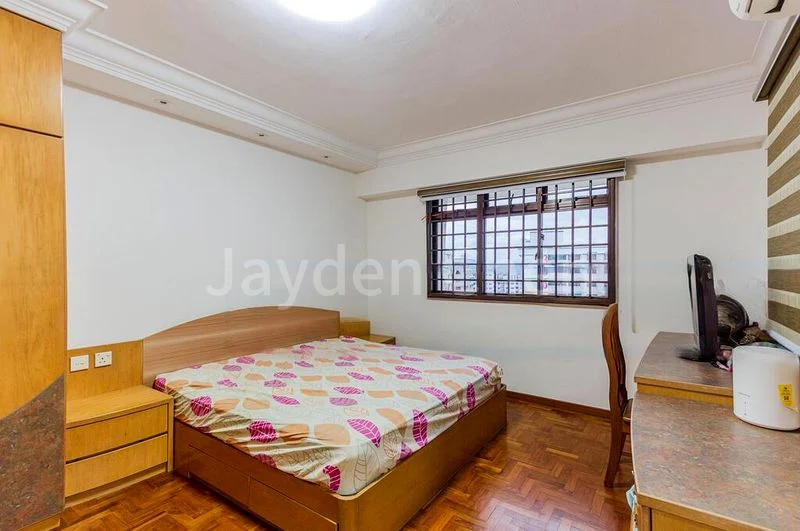 Maisonette HDB for Sale in 310 Canberra Road - Image 6