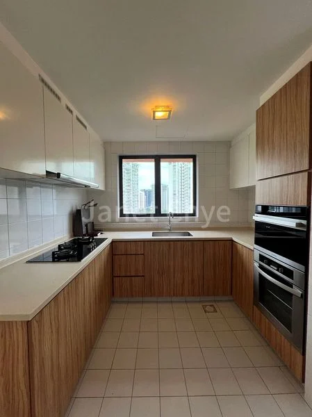 4+1 Bed Apartment (Condo) for Rent in  Parkway View - Image 7