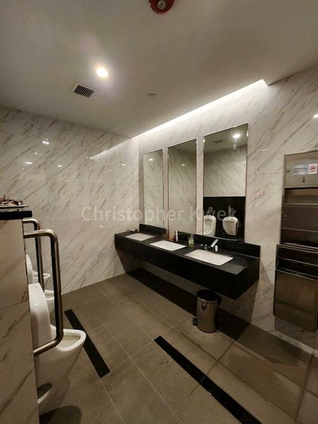 Light Industrial (B1) for Rent: Alexandra Technopark - Image 2