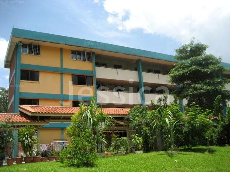 Master Room (HDB) for Rent in  468 Ang Mo Kio Avenue 10 - Image 1