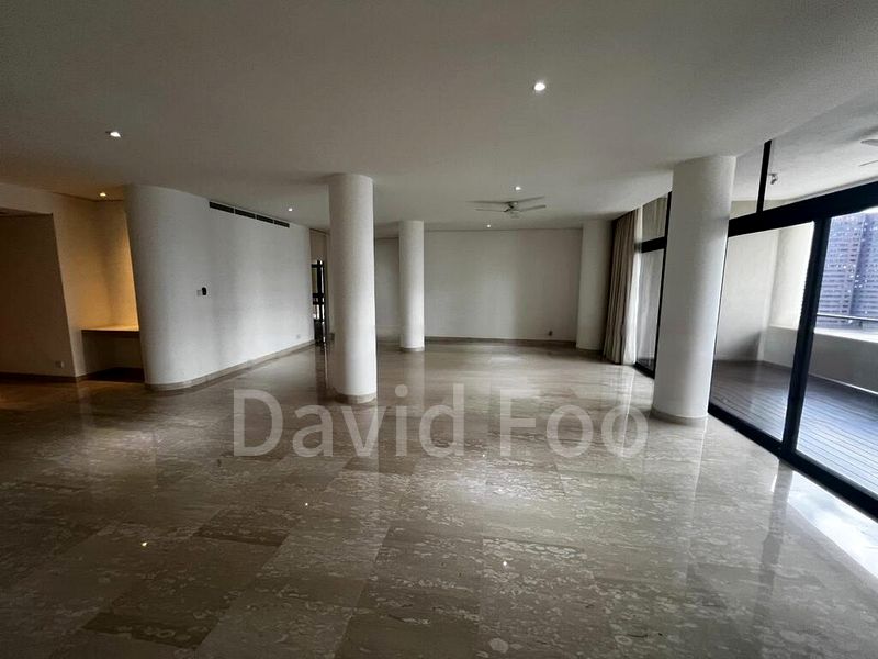 3 Bed Condo for Rent in  The Colonnade - Image 4