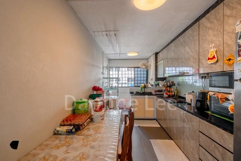 4 Room (4NG) HDB for Sale in  123 Yishun Street 11 - Image 10