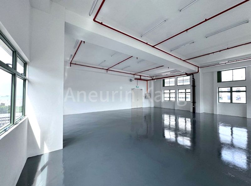 Light Industrial (B1) for Rent in  Harbourside Building 1 - Image 5