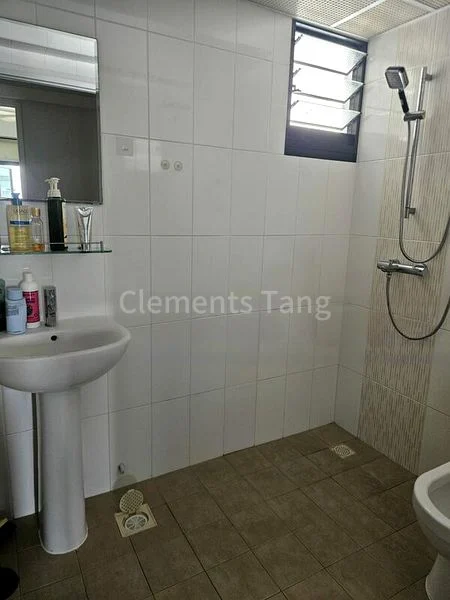 Common Room (HDB) for Rent in  509A Yishun Avenue 4 - Image 3