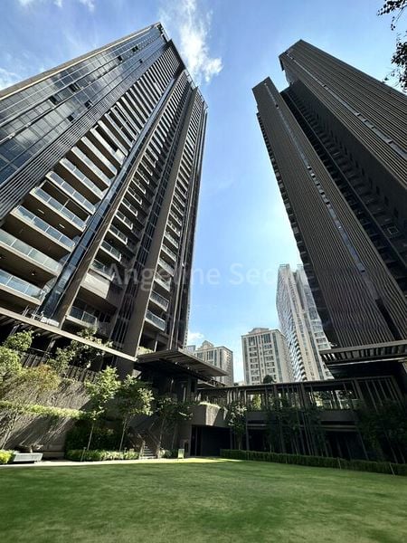 2 Bed Condo for Rent in  The Avenir - Image 4