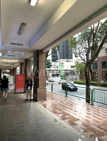 Shop / Shophouse for Rent: Burlington Square - Image 2