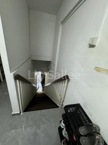 Shop / Shophouse for Sale: Ang Mo Kio Avenue 10 - Image 3