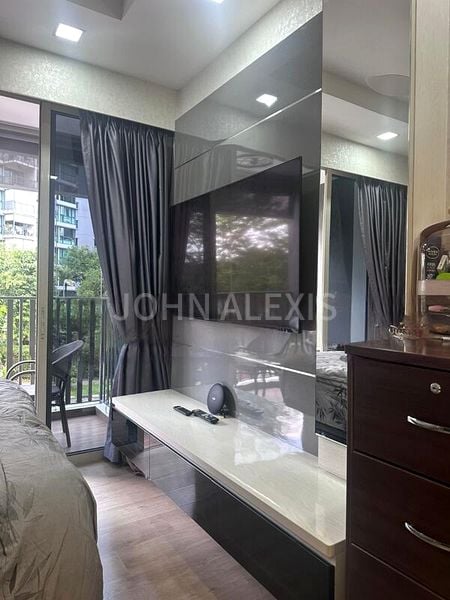 4 Bed Executive Condo for Sale in Heron Bay - Image 11