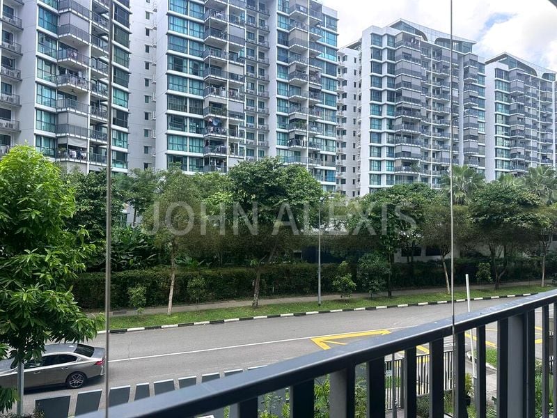 4 Bed Executive Condo for Sale in Heron Bay - Image 4