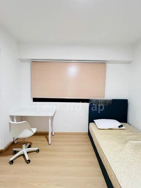 Common Room (HDB) for Rent in  589B Montreal Drive - Image 7