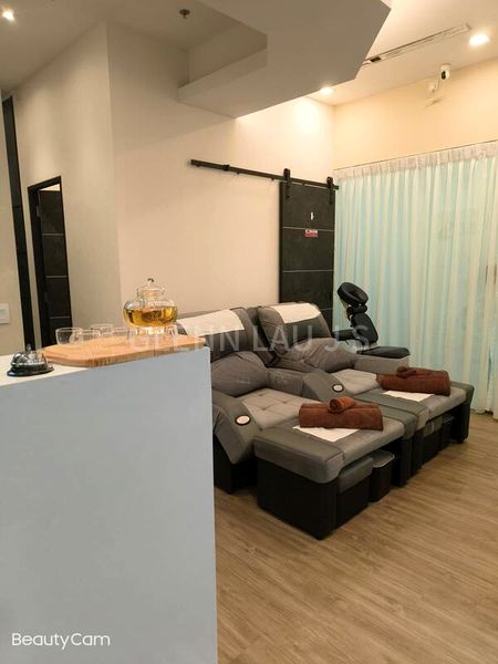 Other Retail for Rent: The Plaza - Image 5