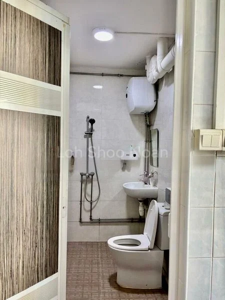 Executive HDB for Sale in  286B Toh Guan Road - Image 6