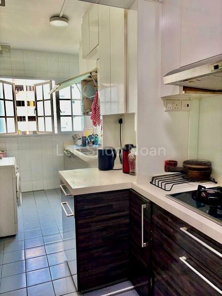 Executive HDB for Sale in  286B Toh Guan Road - Image 5