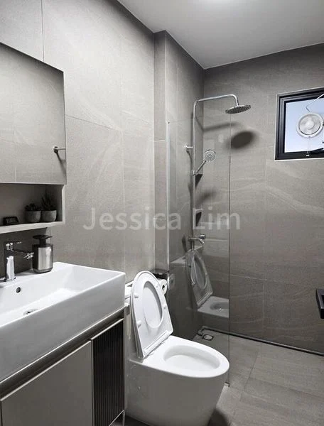 Common Room (HDB) for Rent in  724 Woodlands Avenue 6 - Image 5