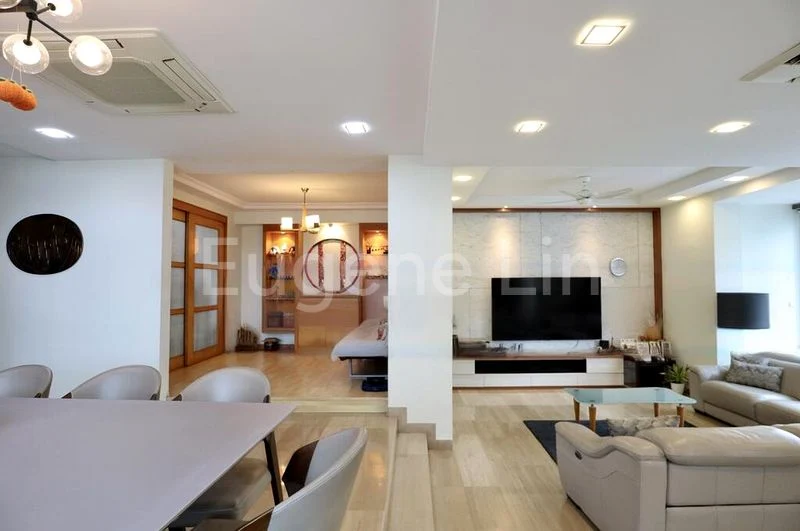 5 Bed Semi-Detached House (Landed) for Sale in  Lauw And Sons Garden - Image 1