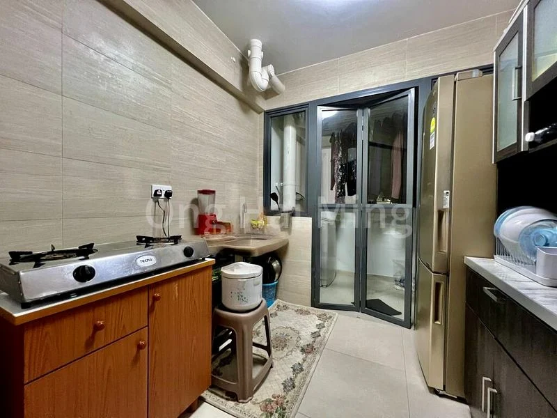 3 Room (3NG) HDB for Rent in  816B Keat Hong Link - Image 4