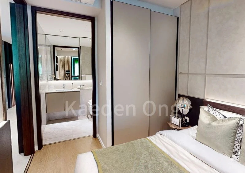 5 Bed Executive Condo for Sale in Altura - Image 4