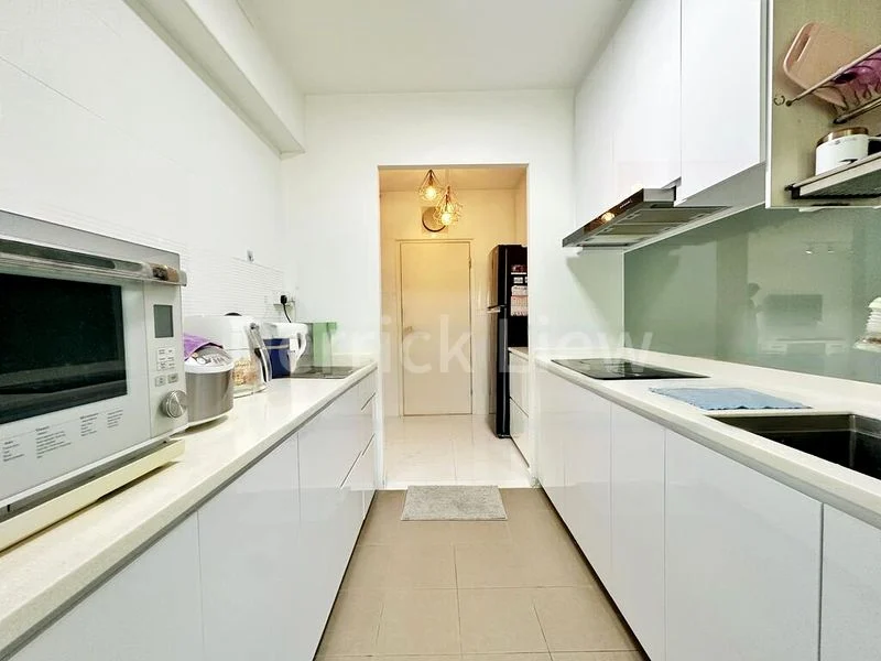 5 Room (5I) HDB for Sale in 128A Canberra Street - Image 9