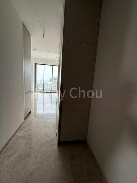 1 Bed Condo for Rent in  The Avenir - Image 8