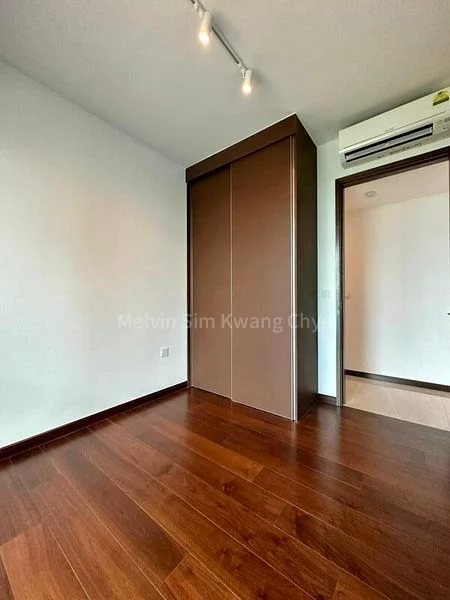 2 Bed Condo for Rent in Normanton Park - Image 4