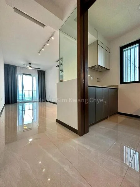 2 Bed Condo for Rent in Normanton Park - Image 1