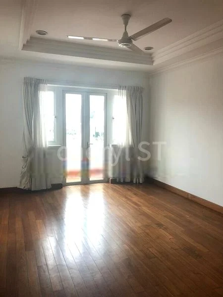 5 Bed Semi-Detached House (Landed) for Rent in  Bedok Shopping Complex - Image 5