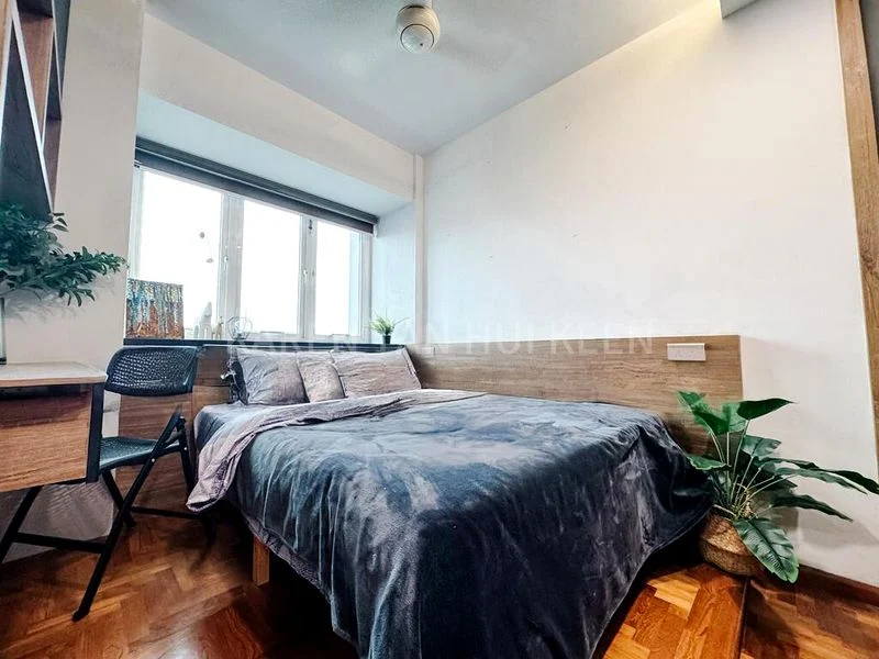 Common Room (Condo) for Rent in  The Warren - Image 3