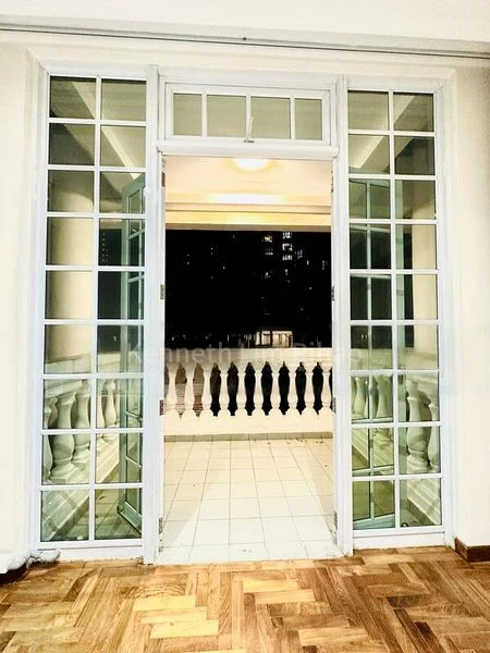 Common Room (Condo) for Rent in  Chng Mansions - Image 7