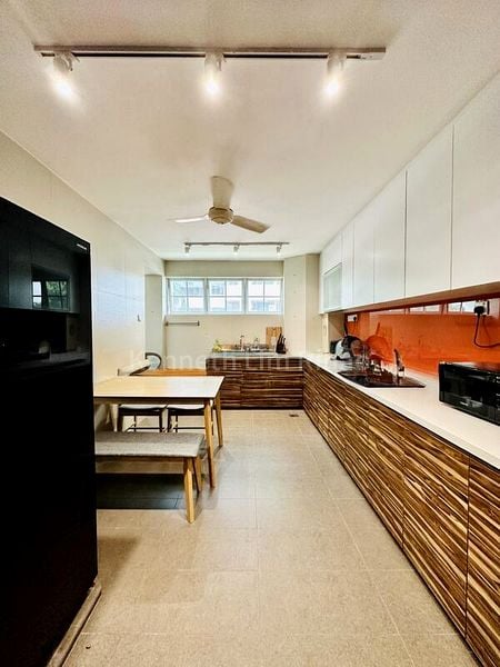 Common Room (Condo) for Rent in  Chng Mansions - Image 2