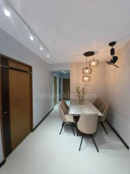 5 Room (5I) HDB for Sale in  445A Clementi Avenue 3 - Image 3
