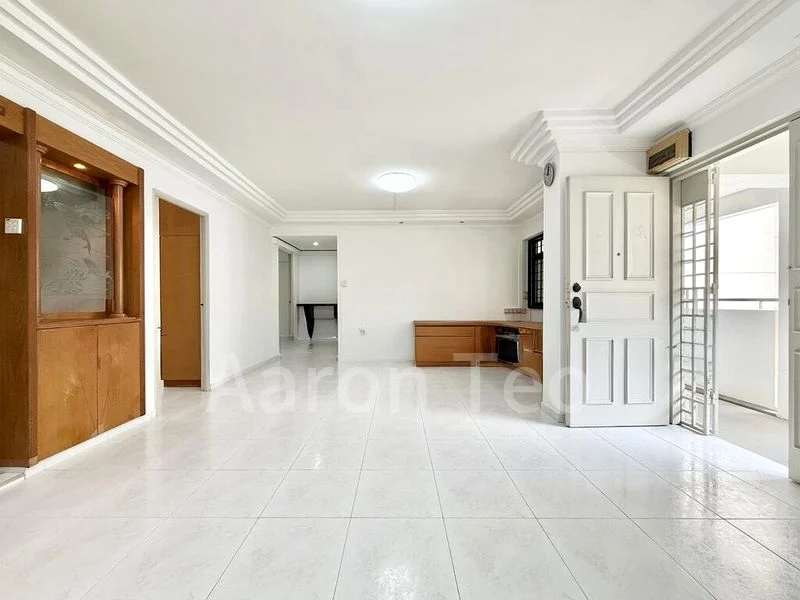 4 Room (4A) HDB for Sale in  710 Tampines Street 71 - Image 2