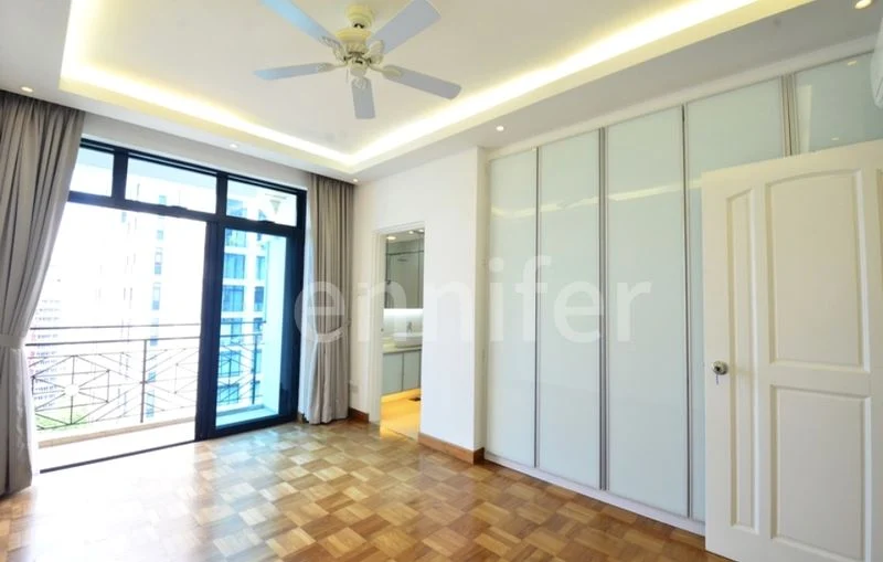 4+1 Bed Condo for Rent in  Spring Grove - Image 9