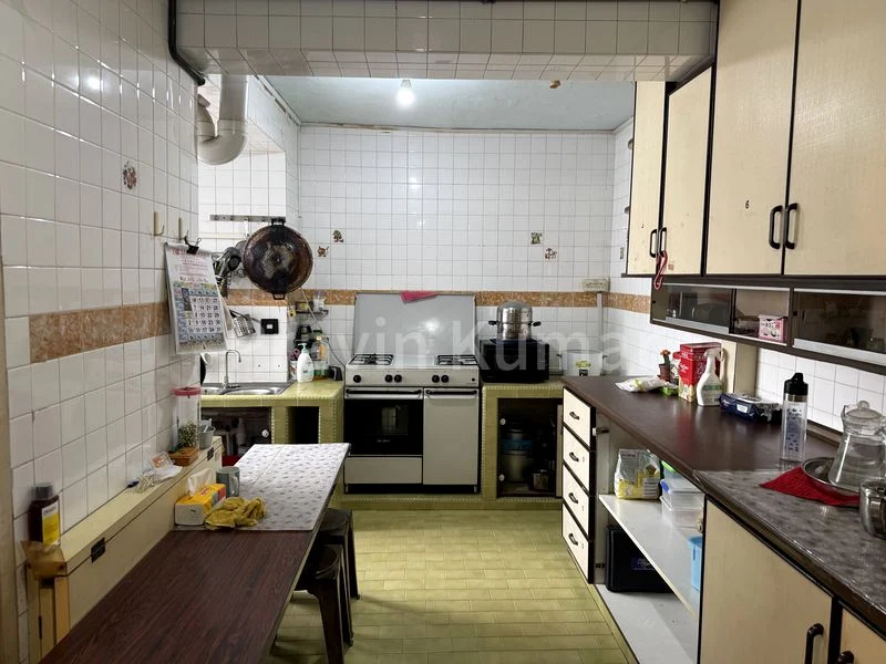 5 Room (5I) HDB for Sale in  21 Holland Drive - Image 12