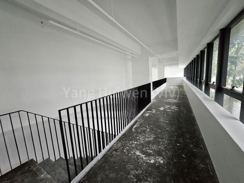 Light Industrial (B1) for Sale: M38, Industrial Unit, 1,000 sq ft, Manchester - Image 2