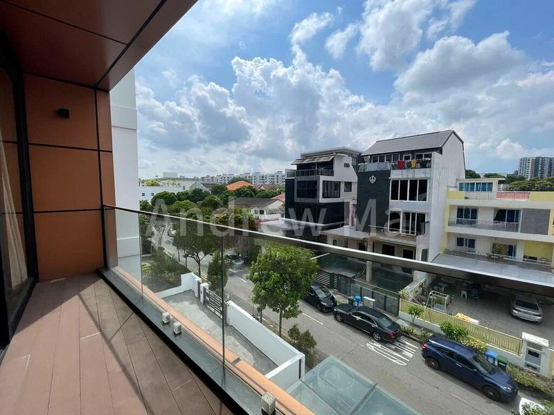 6 Bed Semi-Detached House (Landed) for Rent in  Greenlane Apartments - Image 3