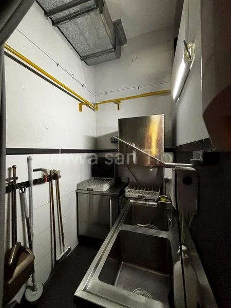 Food & Beverage for Rent: ❤️ F&B  renovated  exhaust  grease trap  gas  high ceilings @ Lavender - Image 1