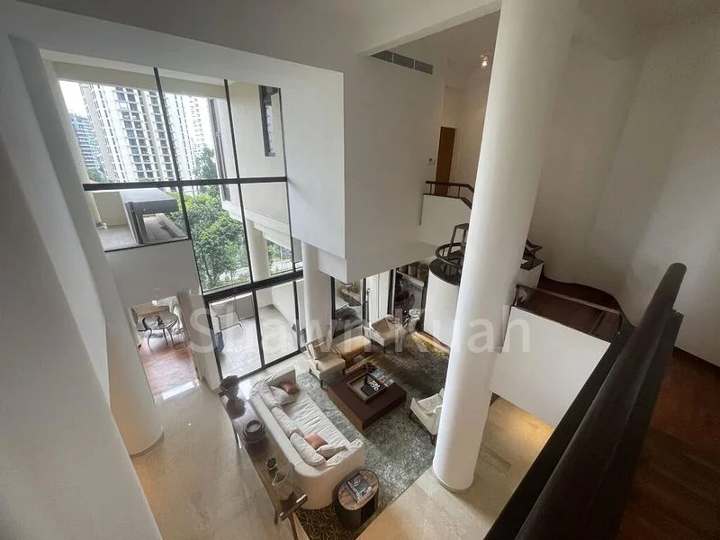 4 Bed Condo for Rent in  The Colonnade - Image 17