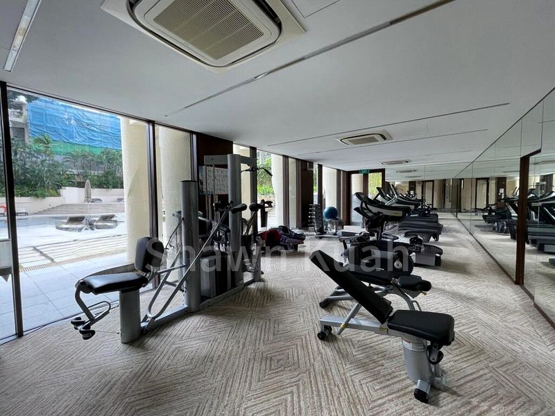 4 Bed Condo for Rent in  The Colonnade - Image 9