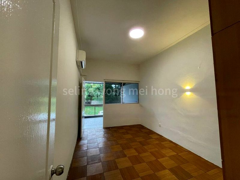 4 Bed Terraced House (Landed) for Sale in  Thomson Hills Estate - Image 5