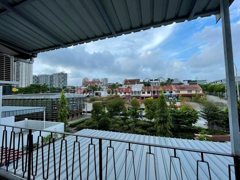 4 Bed Terraced House (Landed) for Sale in  Thomson Hills Estate - Image 3