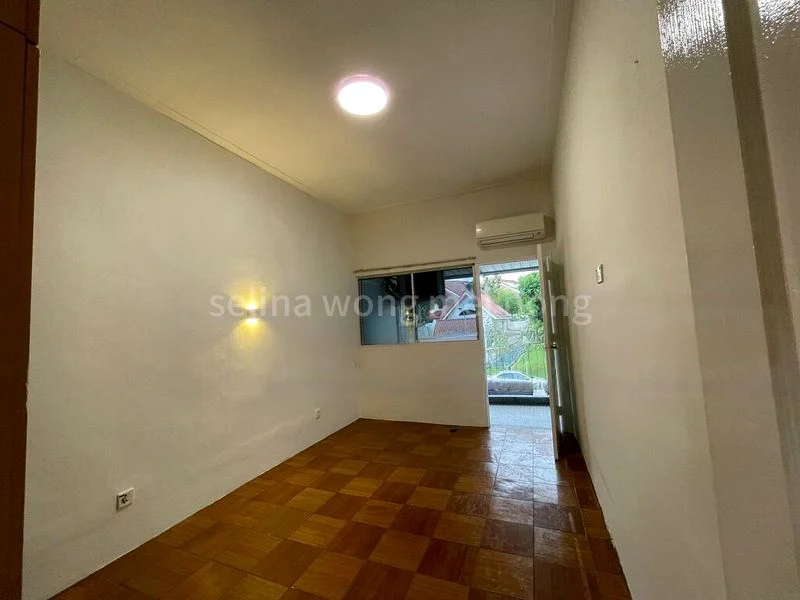4 Bed Terraced House (Landed) for Sale in  Thomson Hills Estate - Image 6