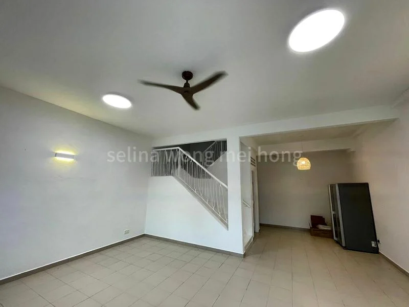 4 Bed Terraced House (Landed) for Sale in  Thomson Hills Estate - Image 4