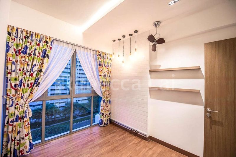 2 Bed Condo for Sale in  Seastrand - Image 4