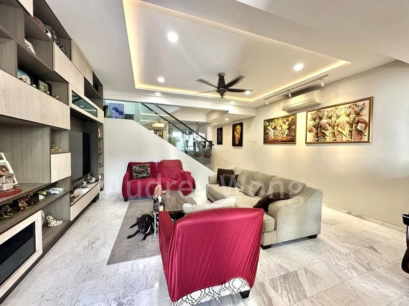 4 Bed Terraced House (Landed) for Sale in  Kembangan Gardens - Image 4