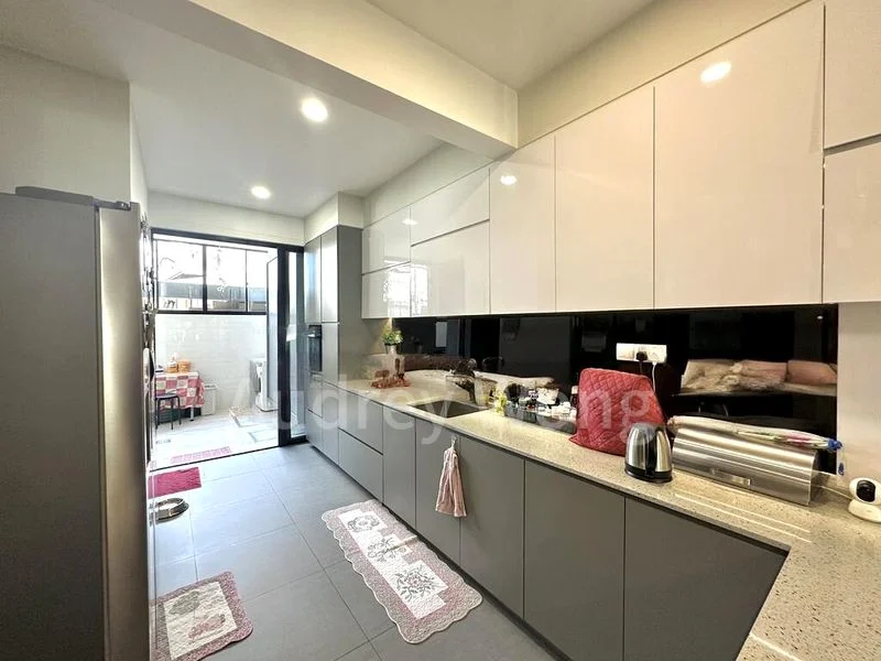 4 Bed Terraced House (Landed) for Sale in  Kembangan Gardens - Image 6