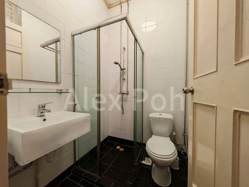 4 Bed Conservation House (Landed) for Rent in Townerville - Image 15