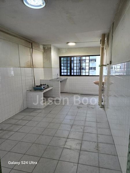 3 Room (3NG) HDB for Sale in 326 Clementi Avenue 5 - Image 9