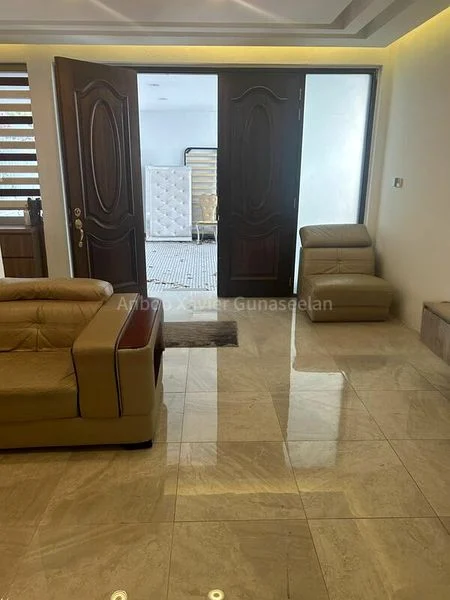 9+1 Bed Semi-Detached House (Landed) for Sale in  Siew Lim Park - Image 10